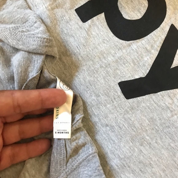 Tee shirt and onesie COPY/ PASTE - Picture 2 of 4